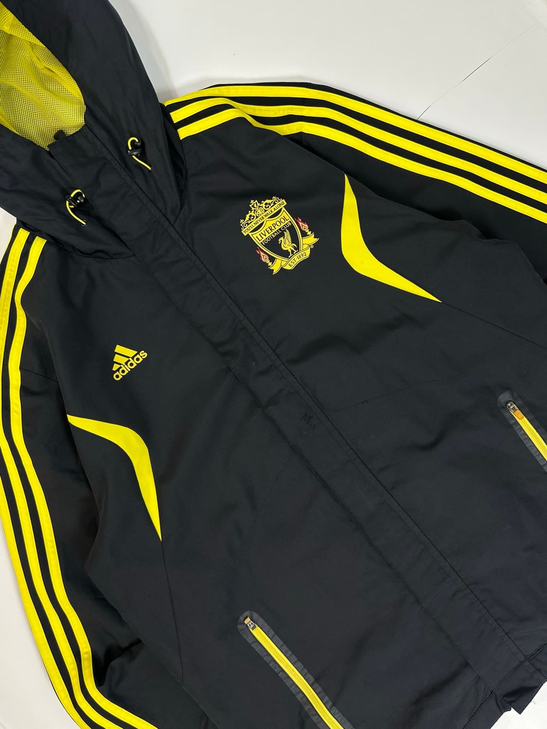 아디다스 Liverpool fc 블랙옐로우 트랙 바람막이 자켓 L  상품이미지5