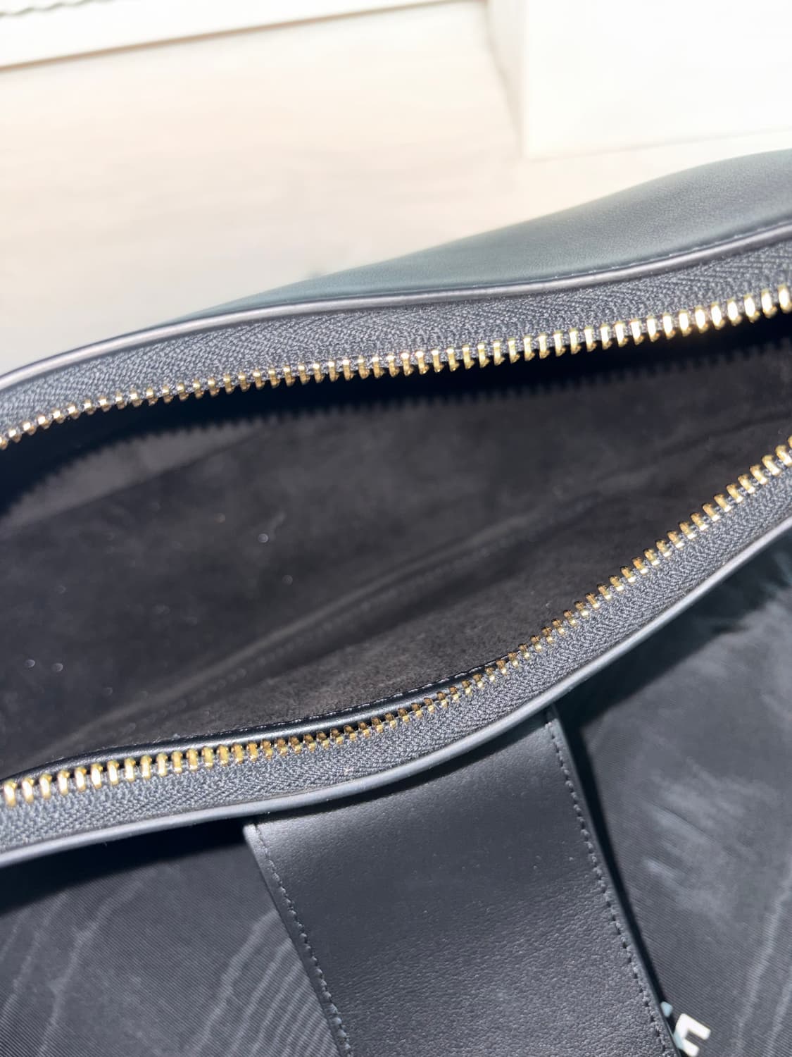 (정품) 셀린느 트리옹프 백 미디엄 블랙 가방 상품이미지10