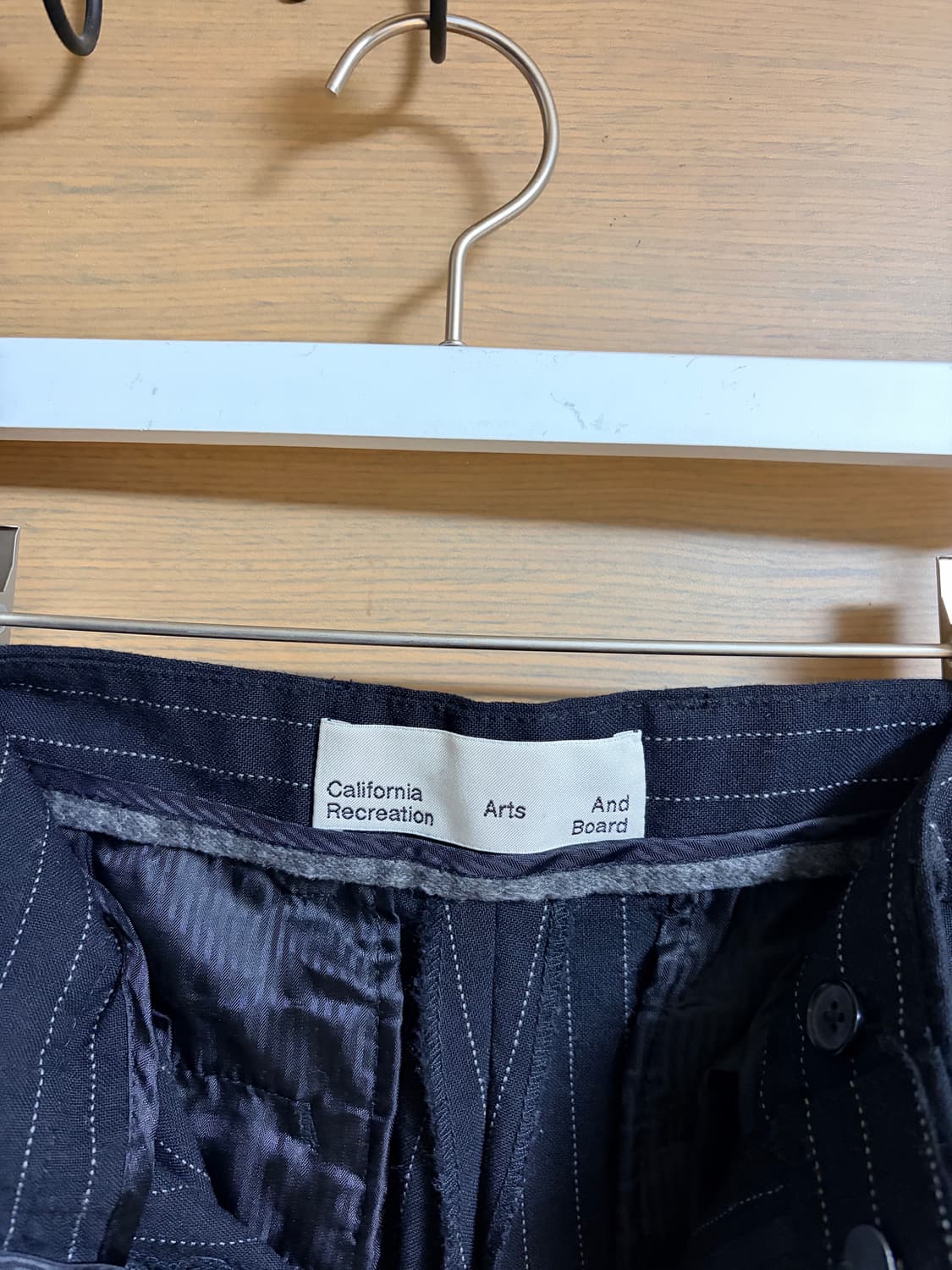 [32] 캘리포니아 아츠 핀스트라이프 코브 와이드 레그 트라이저 상품이미지2