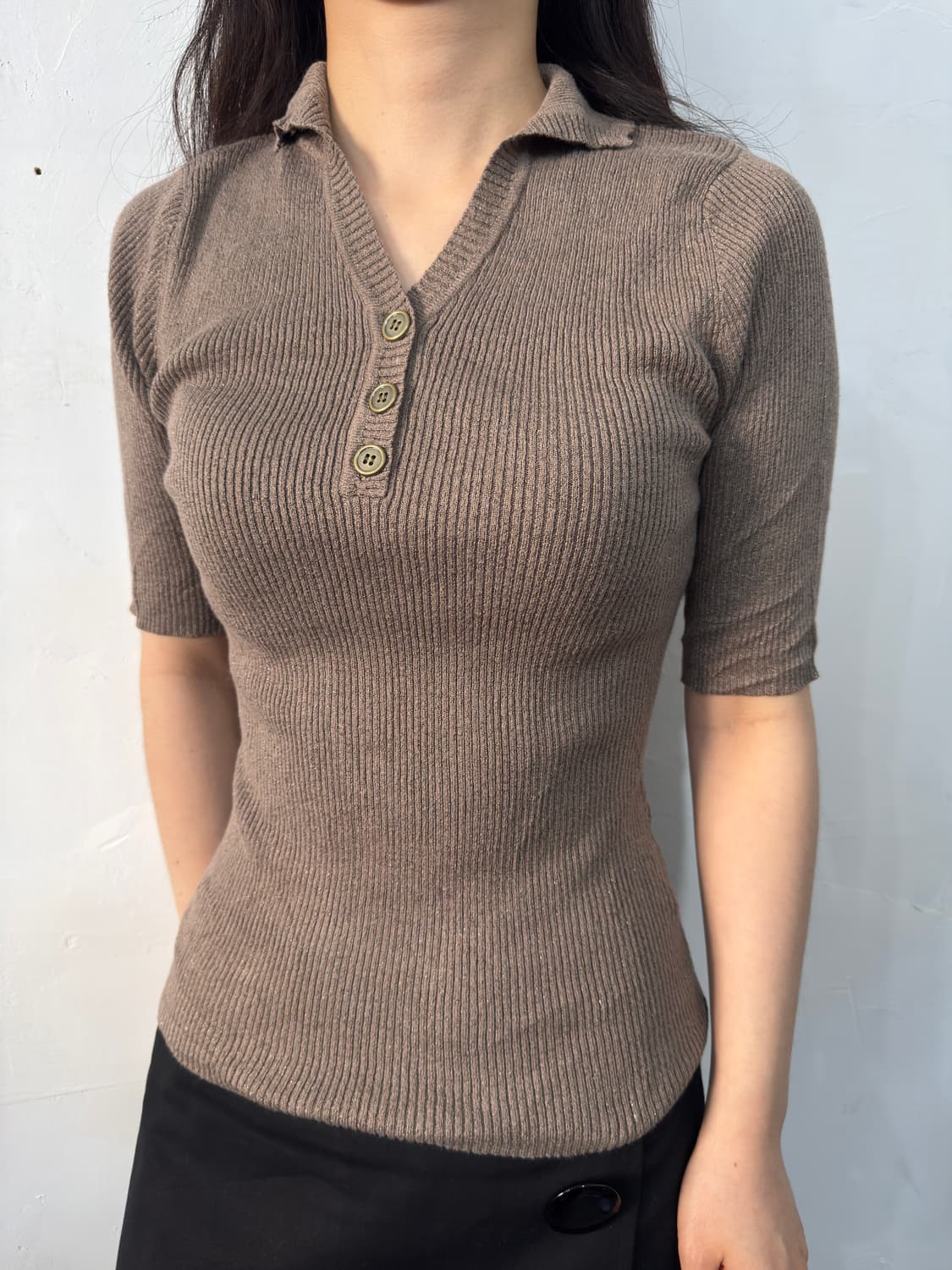 b.k.m.s button glitter slim top 상품이미지2