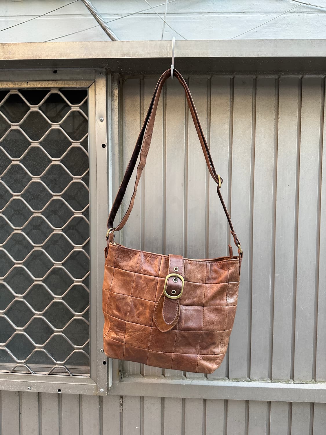 Vintage brown leather shoulder bag 상품이미지2
