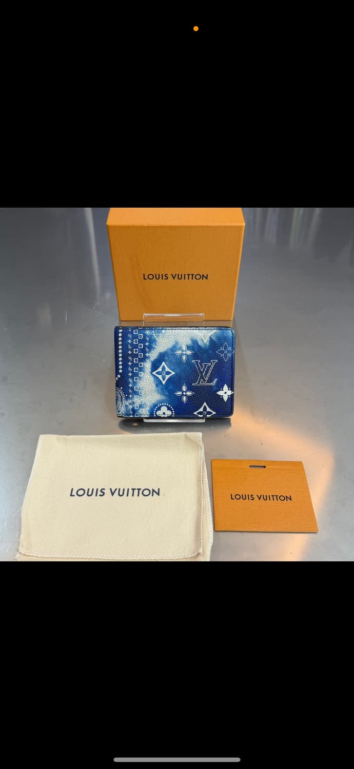 [리오브전포점] 루이비통 반다나 모노그램 블루 반지갑 상품이미지1