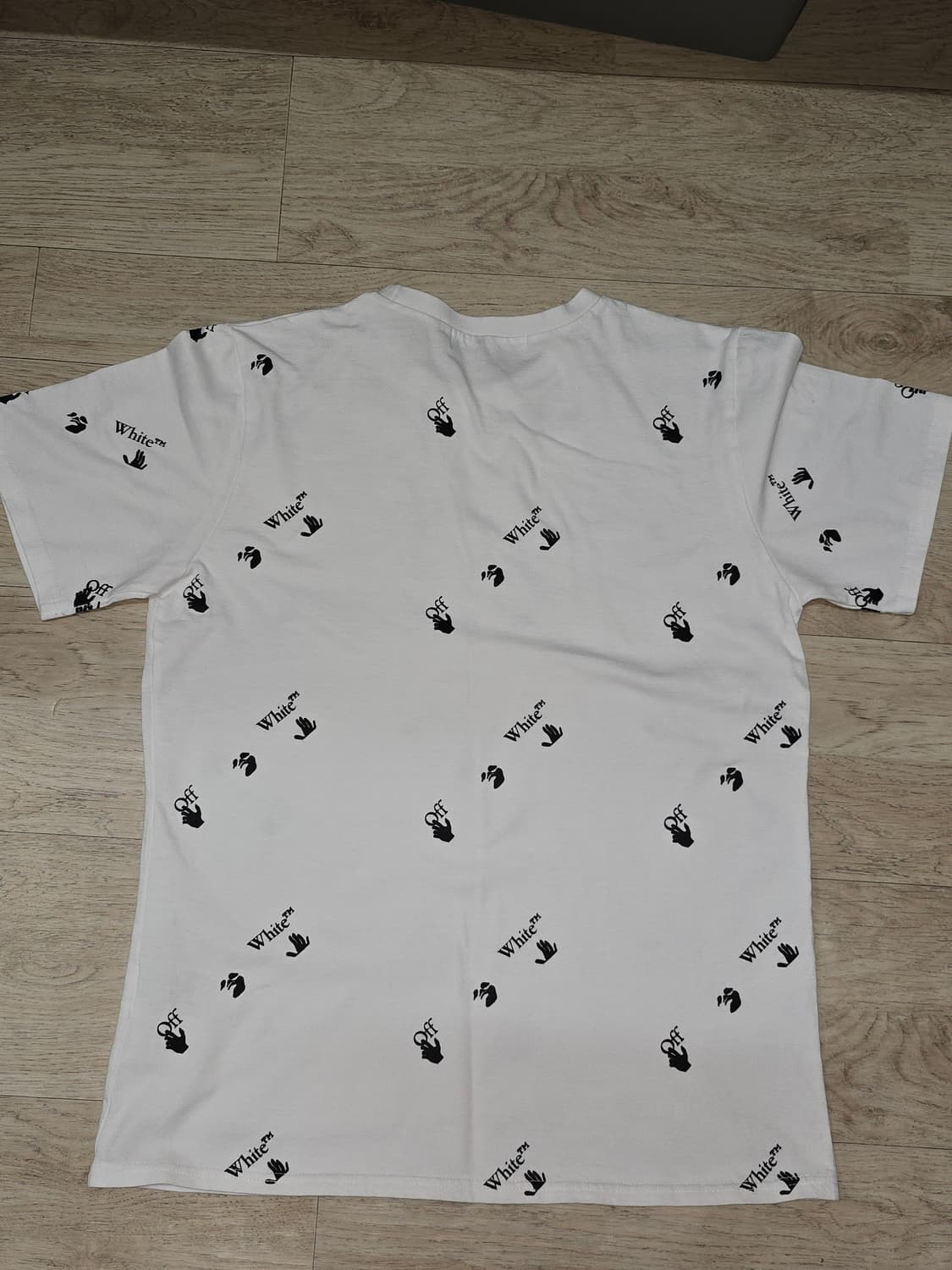 오프화이트 로고 반팔 18-19년도 제품 상품이미지3