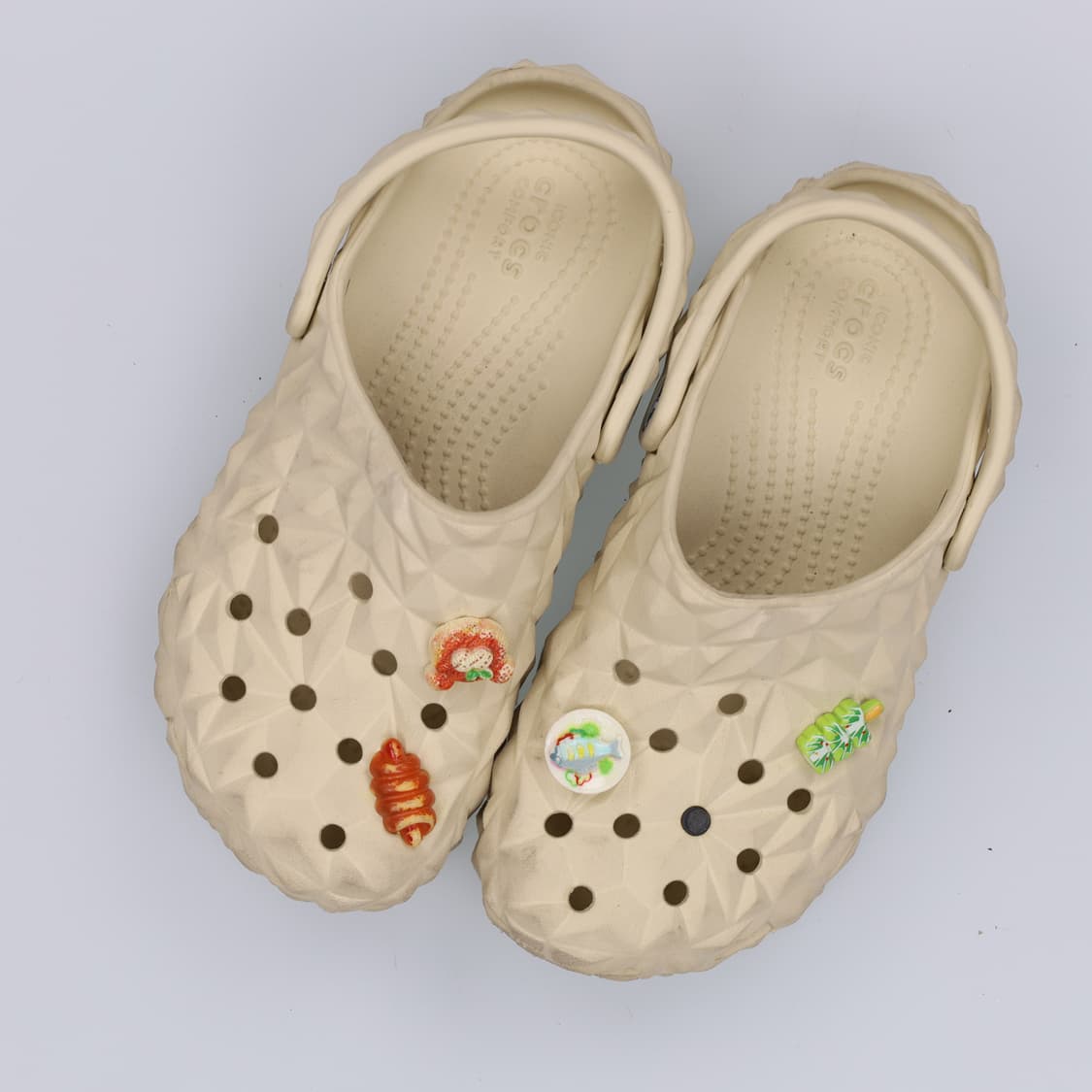 J3 크록스 클래식 지오메트릭 클로그 0430H 상품이미지2