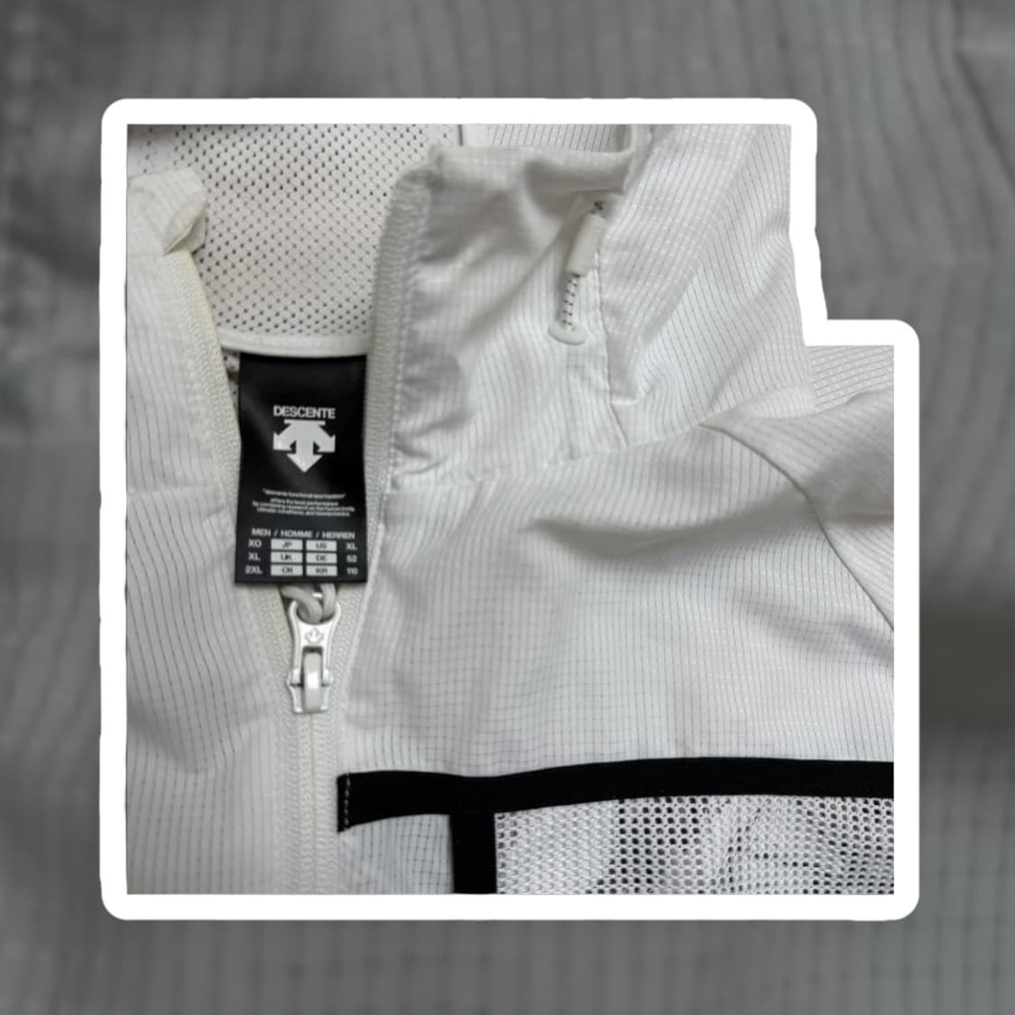 데상트 바람막이 상품이미지2