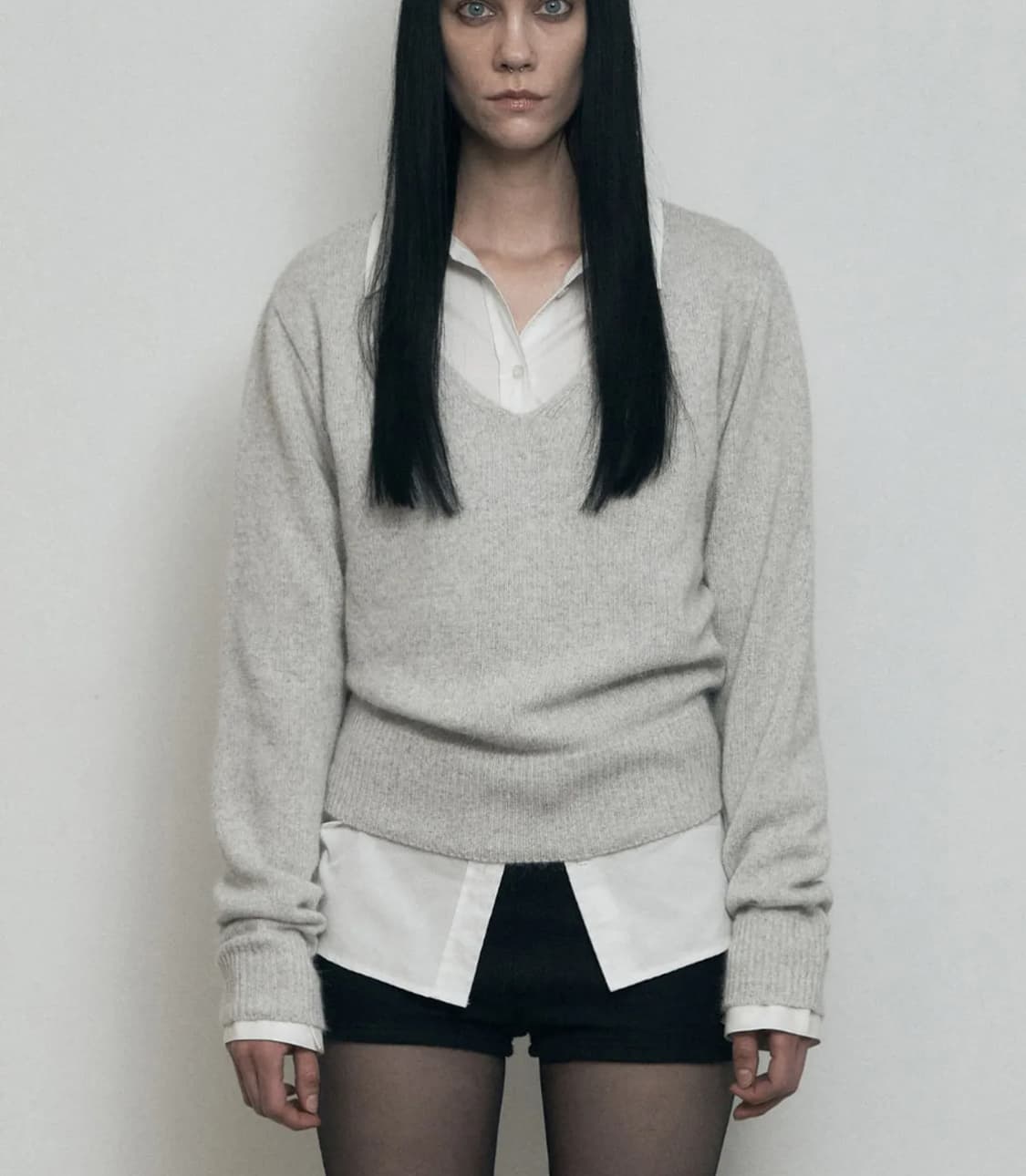 보헤미안 서울 루즈핏 브이넥 울니트 그레이 상품이미지1