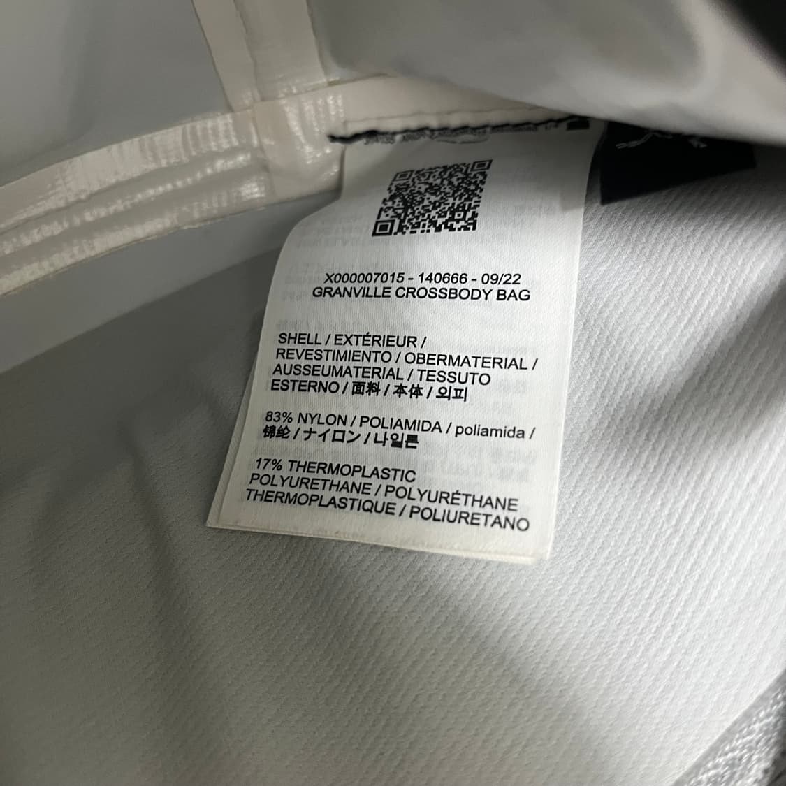 아크테릭스 그랜빌 크로스바디 백 블랙 상품이미지5