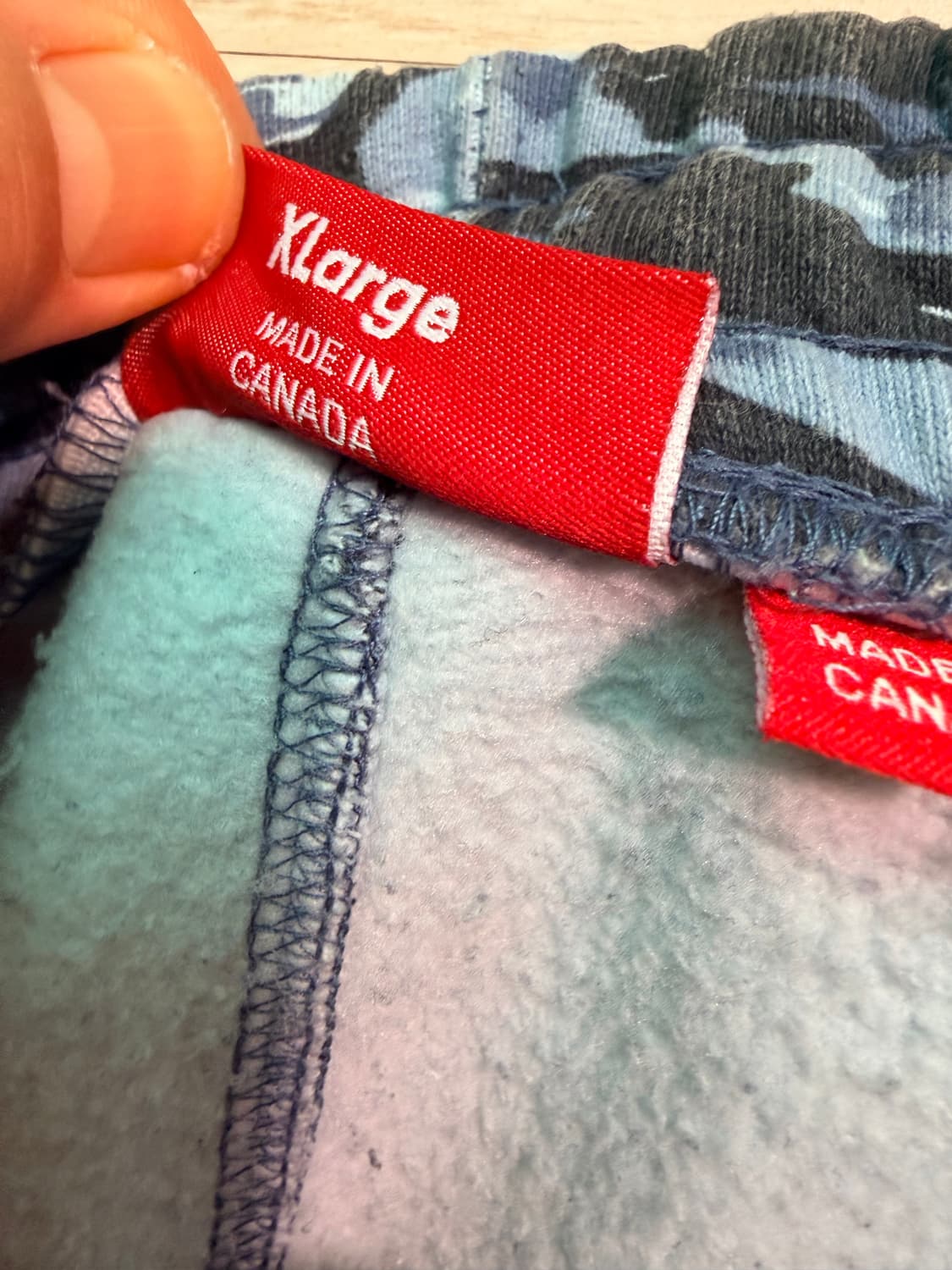 슈프림 스몰 박스 스웨트팬츠 블루 타이거 카모 - 24FW 상품이미지5