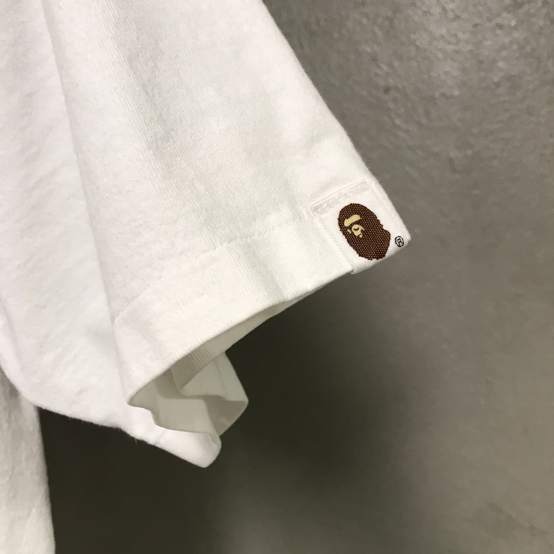 베이프 화이트 반팔 티셔츠 L 상품이미지5