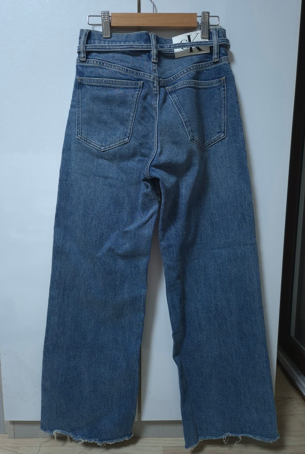 캘빈클라인 하이라이즈 와이드 이탈리안 데님 팬츠 상품이미지2