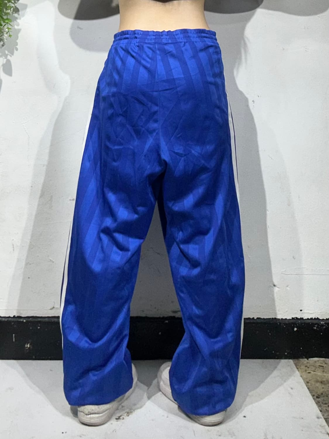 90s 아디다스 블루 와이드 화이트 삼선 트레이닝 추리닝 바지 L 상품이미지3