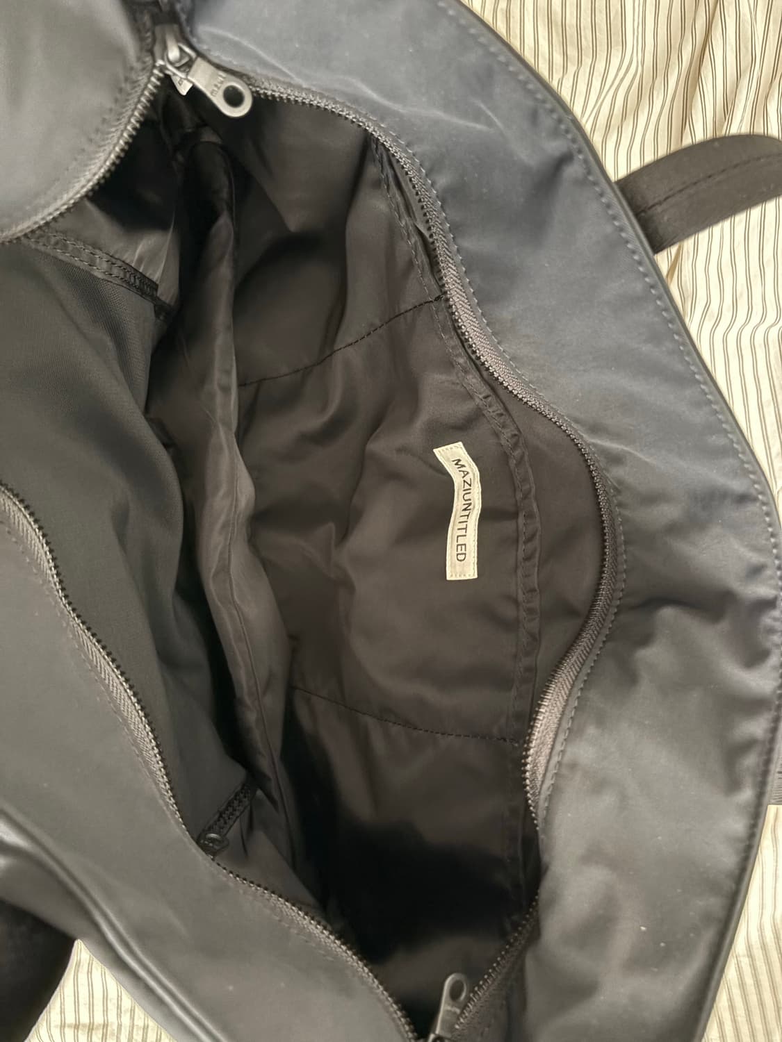 마지언타이틀 카페 토트/블랙 상품이미지5