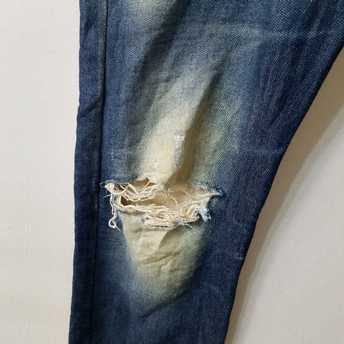 DIESEL 디젤 데미지 스판 데님 밴딩 팬츠 상품이미지4