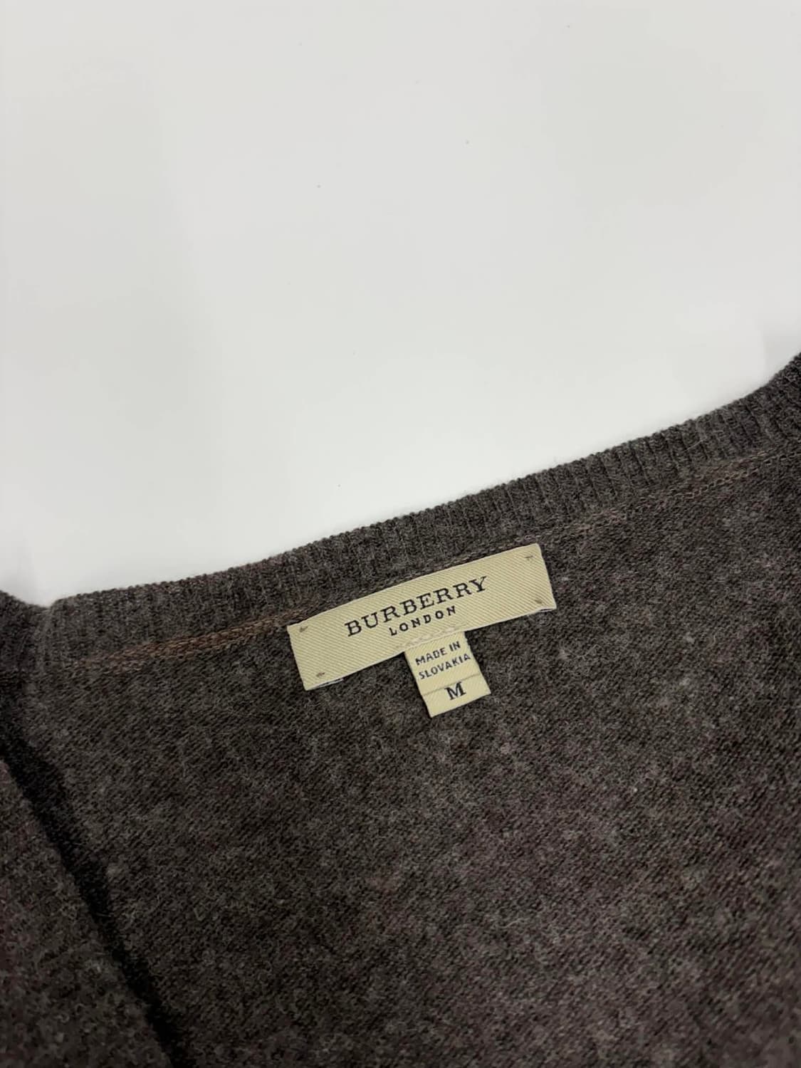 버버리 암패치 체크 걸즈 울 브이넥 니트(M) 상품이미지4