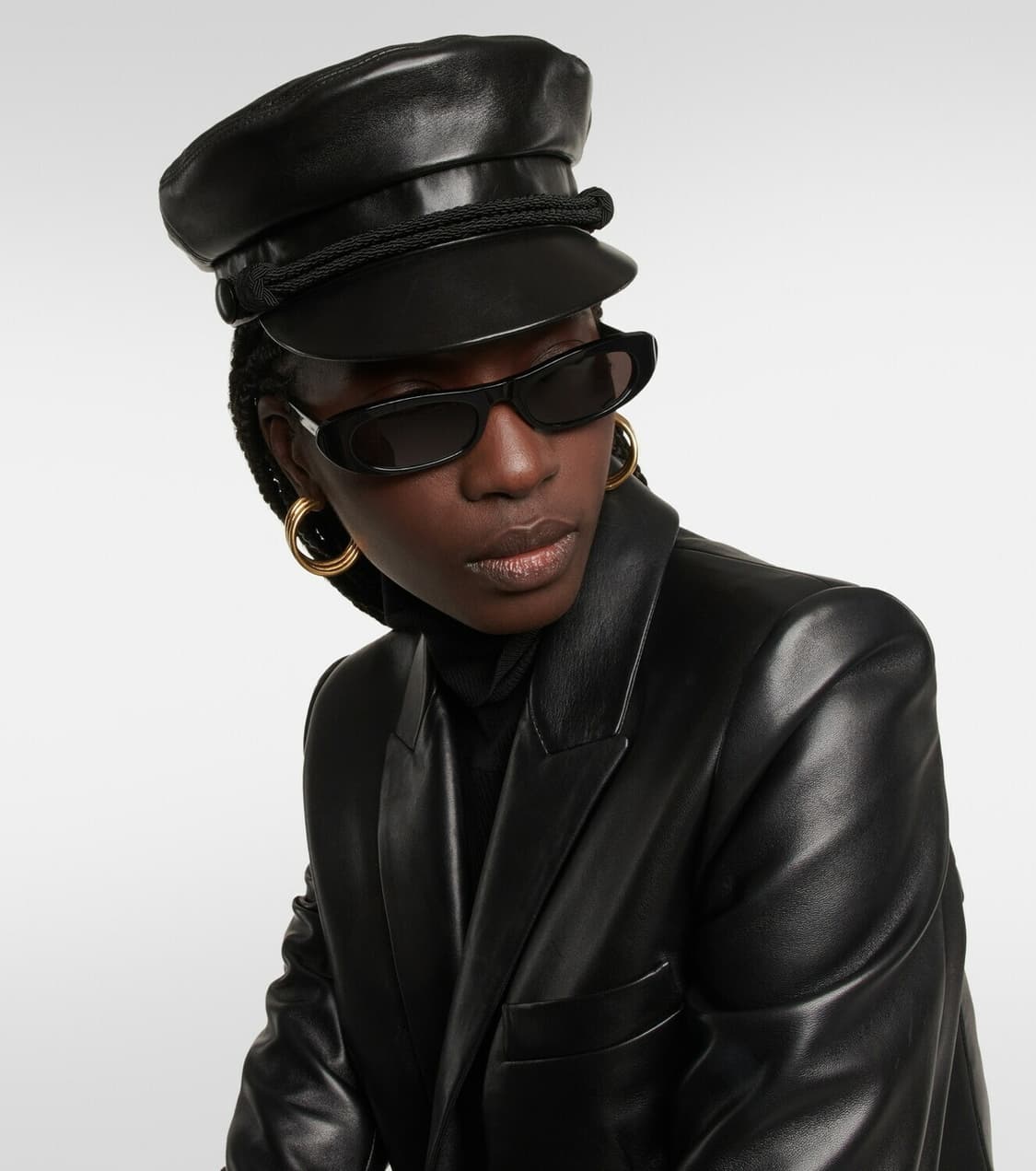 [차은우님 착용] 생로랑 22fw 레더 베이커 보이 캡 상품이미지1