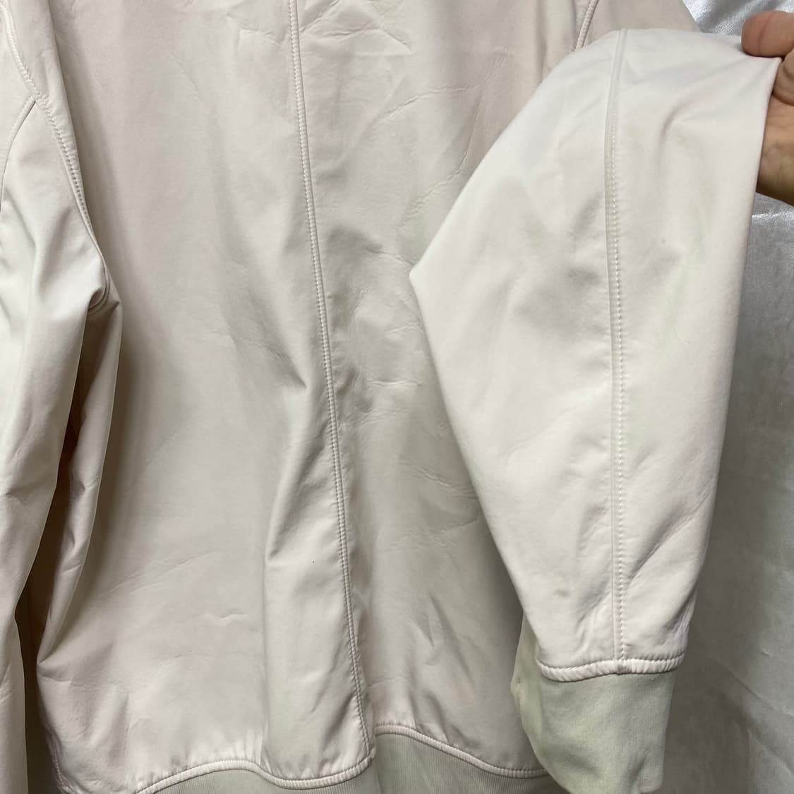 스톤아일랜드 라이트 소프트쉘 XXL 상품이미지8