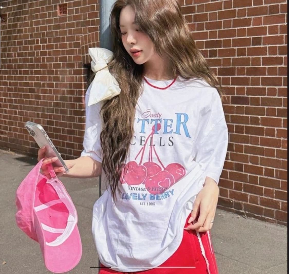 비터셀즈 티셔츠 (은채 픽)Cherry Berry Tee-White 상품이미지1