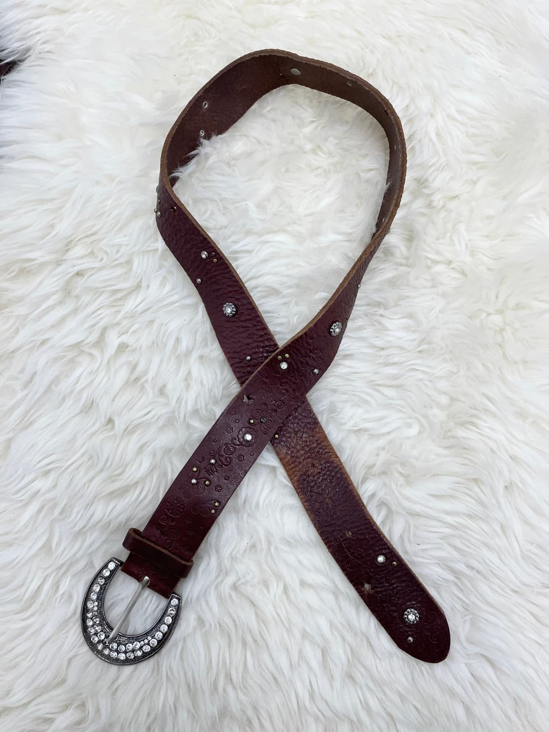 리얼레더 큐빅 펀칭 버클 벨트 상품이미지1