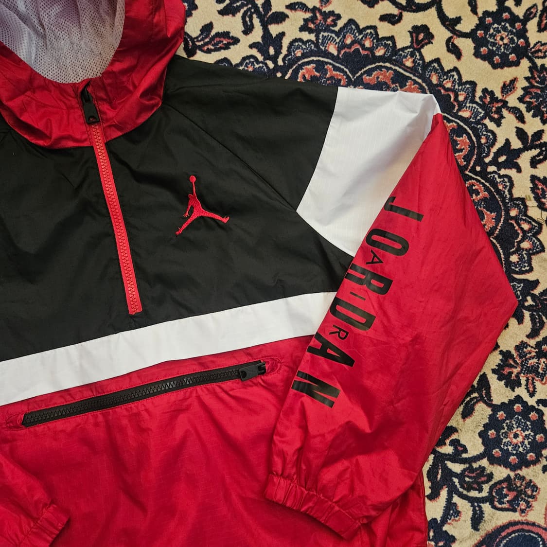나이키 조던 22Fw 바람막이 아노락 후드 M size 상품이미지2