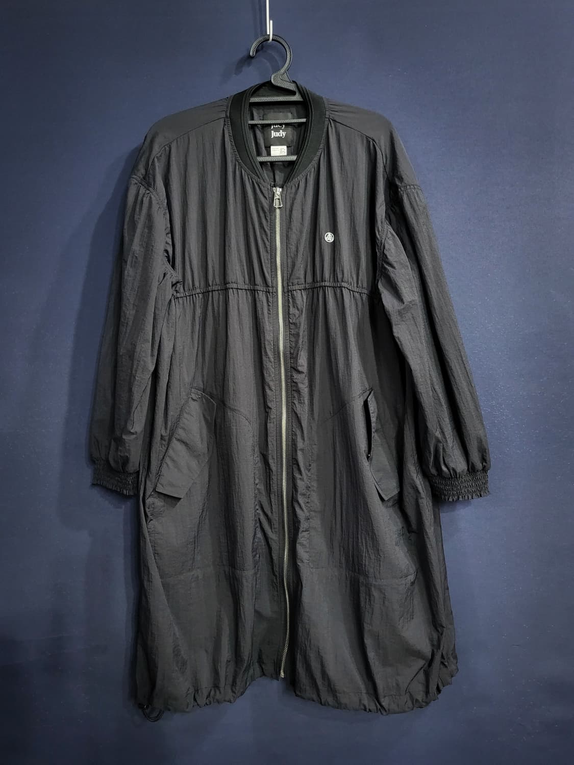 쥬시쥬디 나일론 오버핏 셔링자켓 상품이미지1