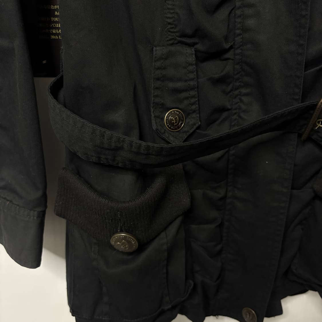 빈티비 포켓 디테일 벨트 자켓 상품이미지3