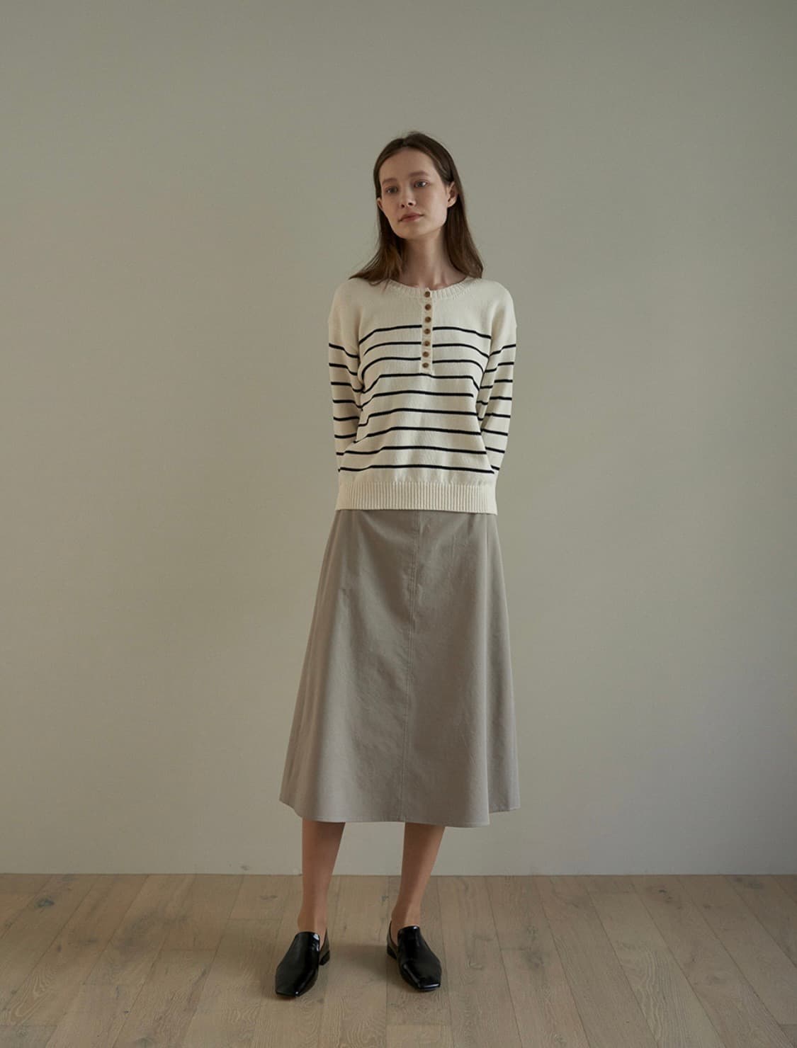 유라고 버튼 스트라이프 니트 상품이미지4