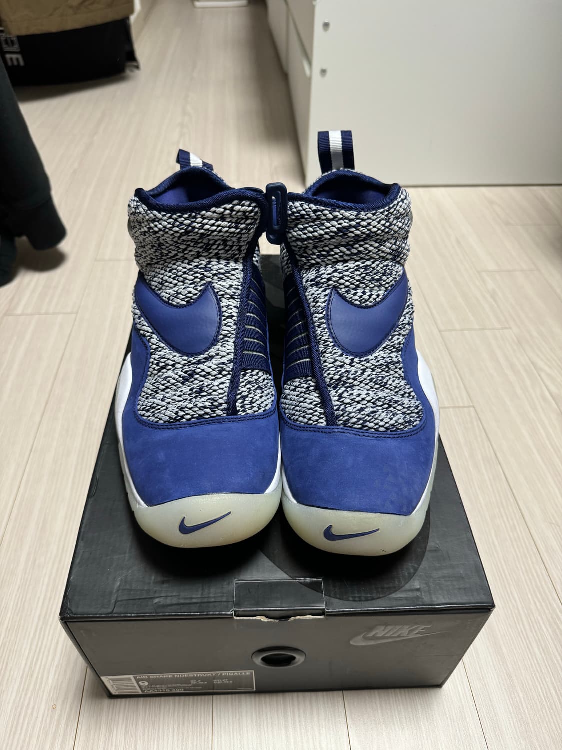 나이키 에어쉐이크 피갈레 270 상품이미지3