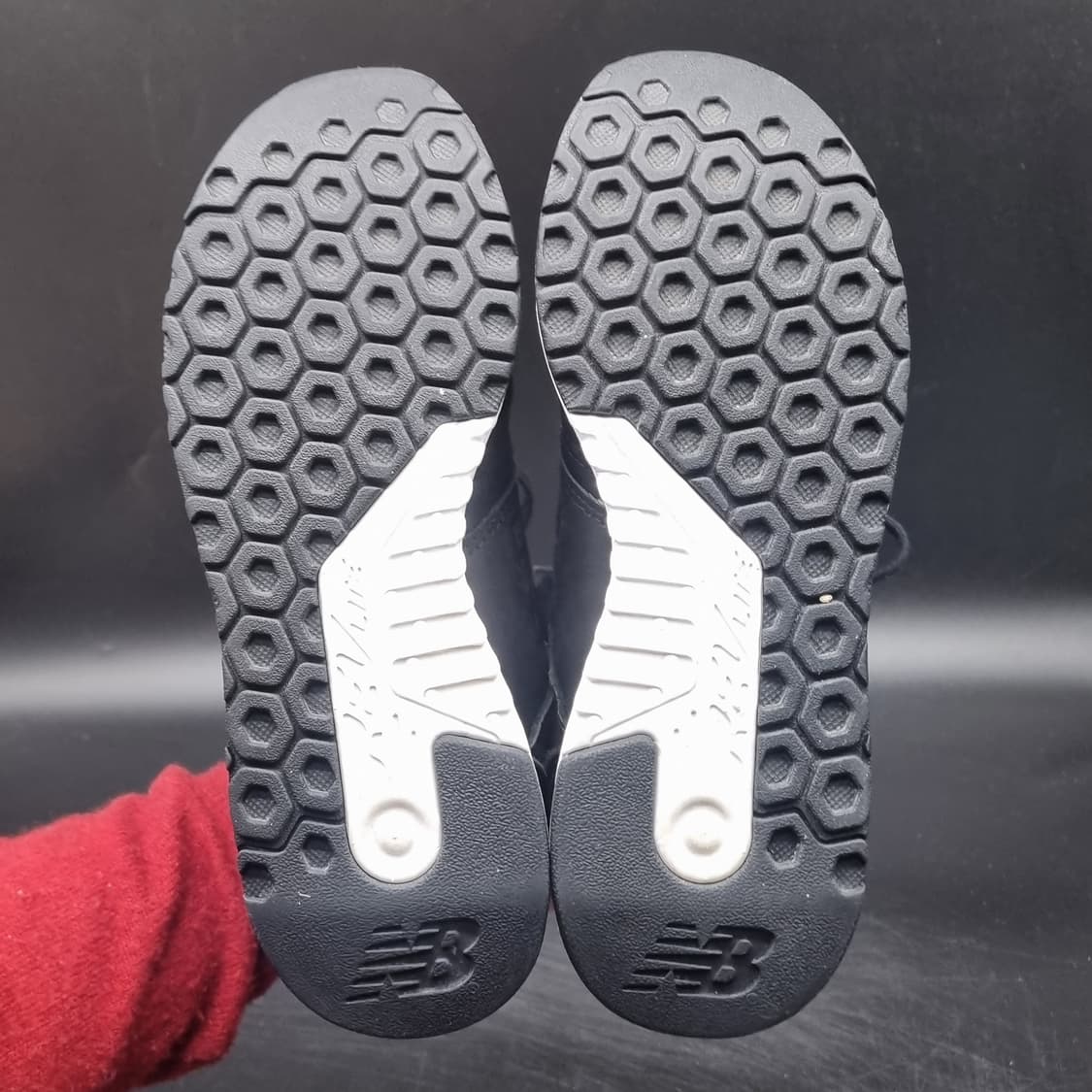 뉴발란스 247 블랙 여성운동화240  상품이미지3