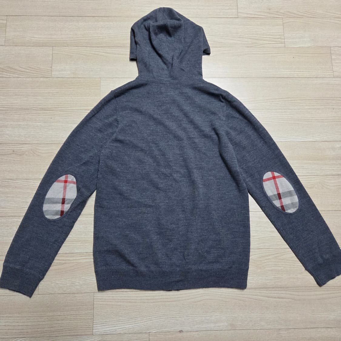 버버리 울 후드집업 상품이미지6