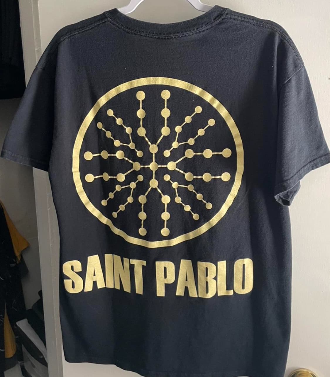 Gildan 카니예웨스트 투어 머천다이즈 티셔츠 L 상품이미지1