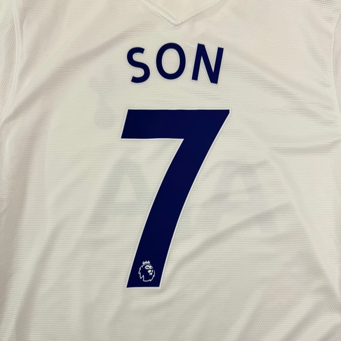 21-22 토트넘 홈 손흥민 유니폼 상품이미지2