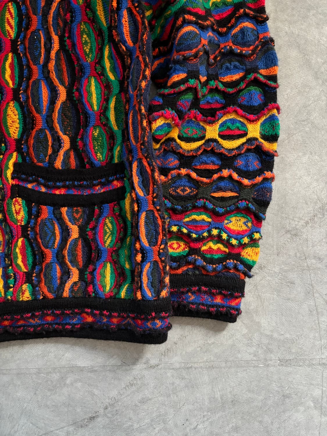 COOGI 쿠지 오스트레일리아 멀티컬러 3D 케이블 울 니트 가디건  상품이미지3