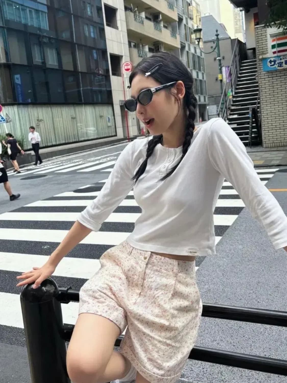 시엔느 Malibu Flower Shorts - 아이보리 M 상품이미지2