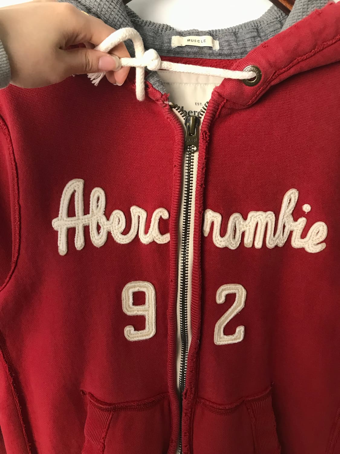 아베크롬비 y2k 와투케 버건디 후드집업 상품이미지4
