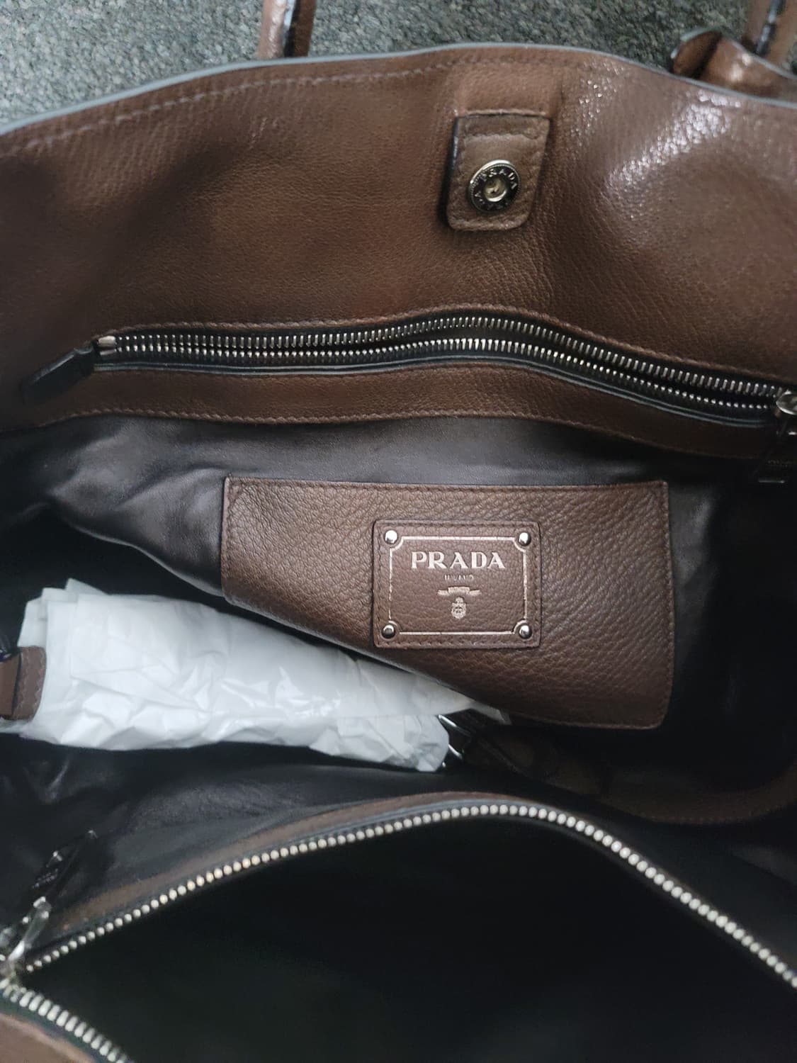 프라다 토트백 상품이미지3