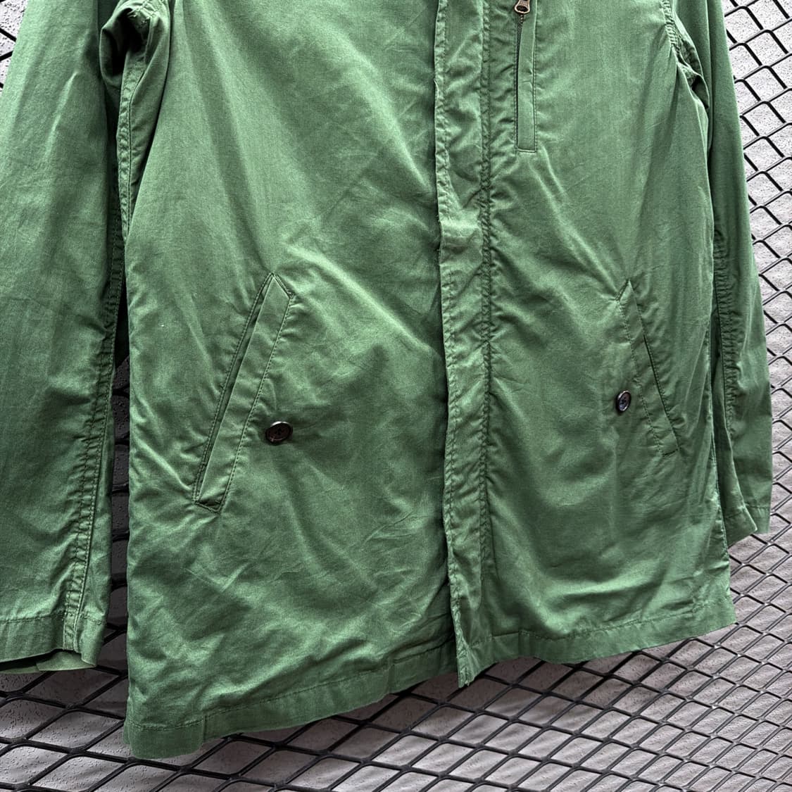 스탠카라 필드자켓 퀼팅안감 히든버튼 디테일 그린 상품이미지5