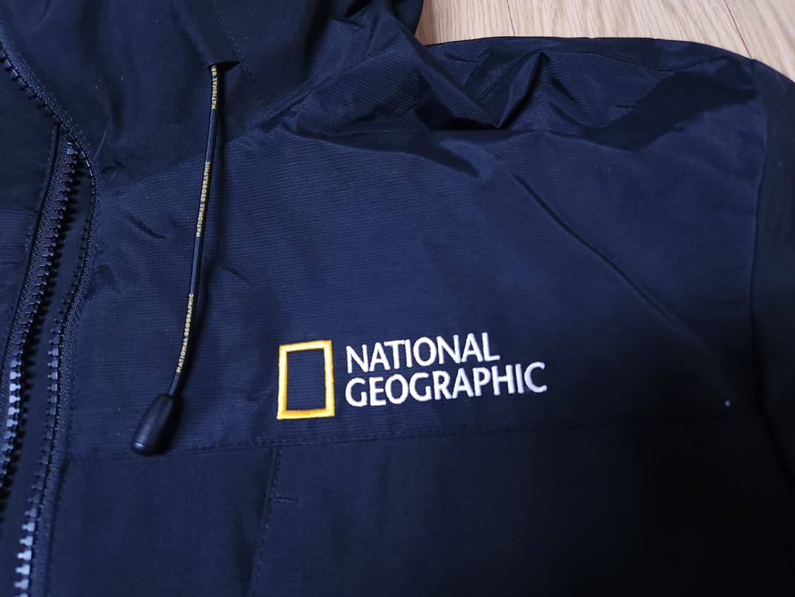 내셔널지오그래픽 타슬란 배색 바람막이 점퍼, 윈드브레이커 상품이미지4