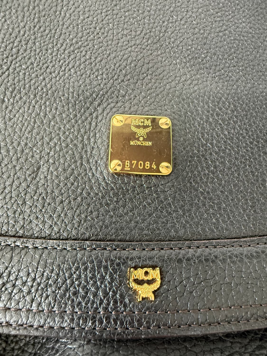 엠씨엠(MCM) 레더 토트 크로스백 상품이미지7
