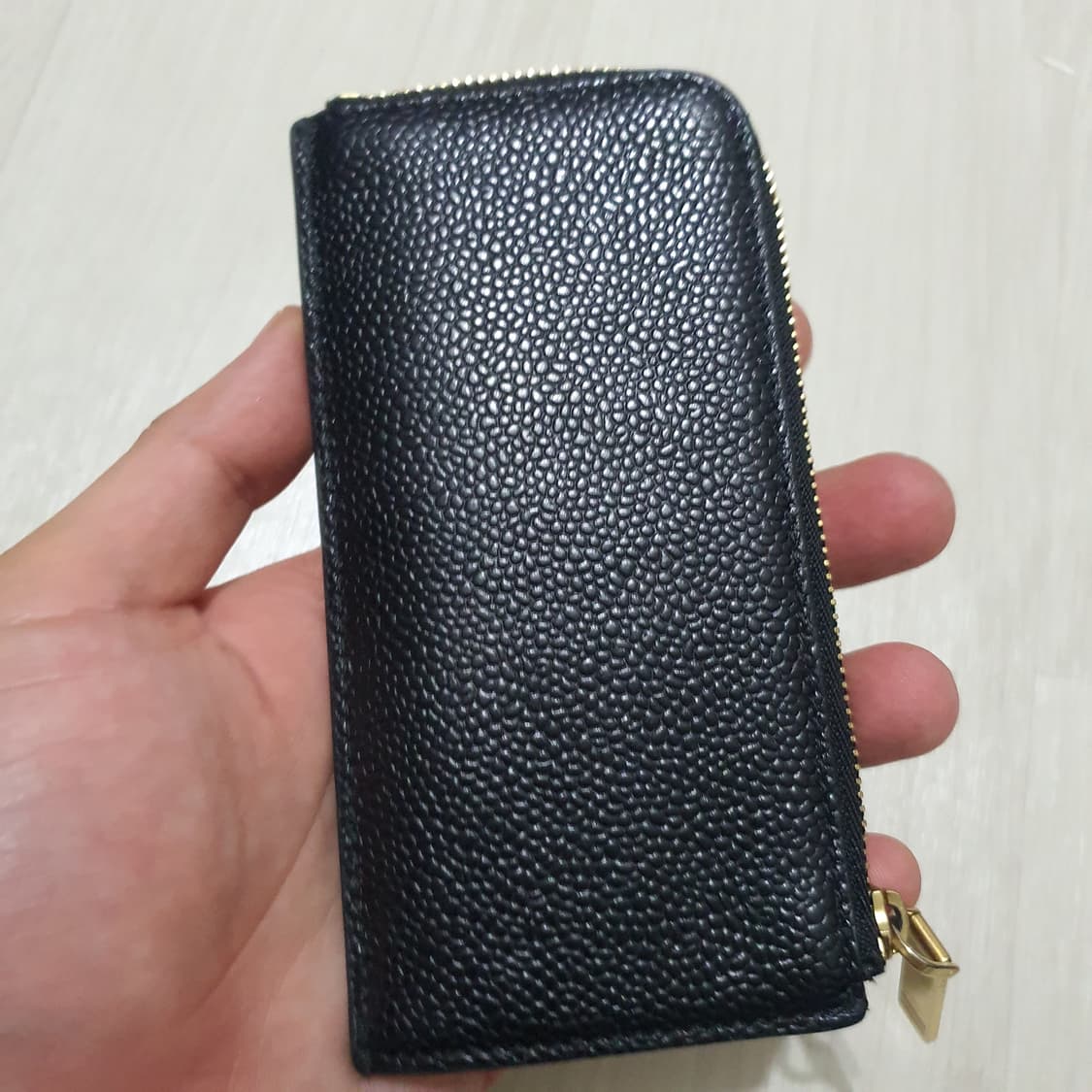 정품 톰브라운 블랙 레더 카드지갑 상품이미지4