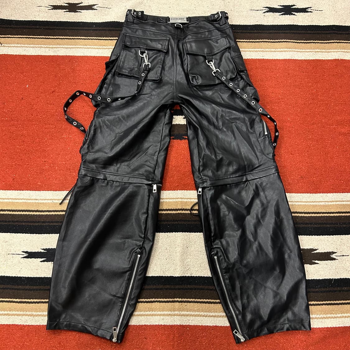 배드블러드 보니 레더 컨버터블 카고팬츠 상품이미지2