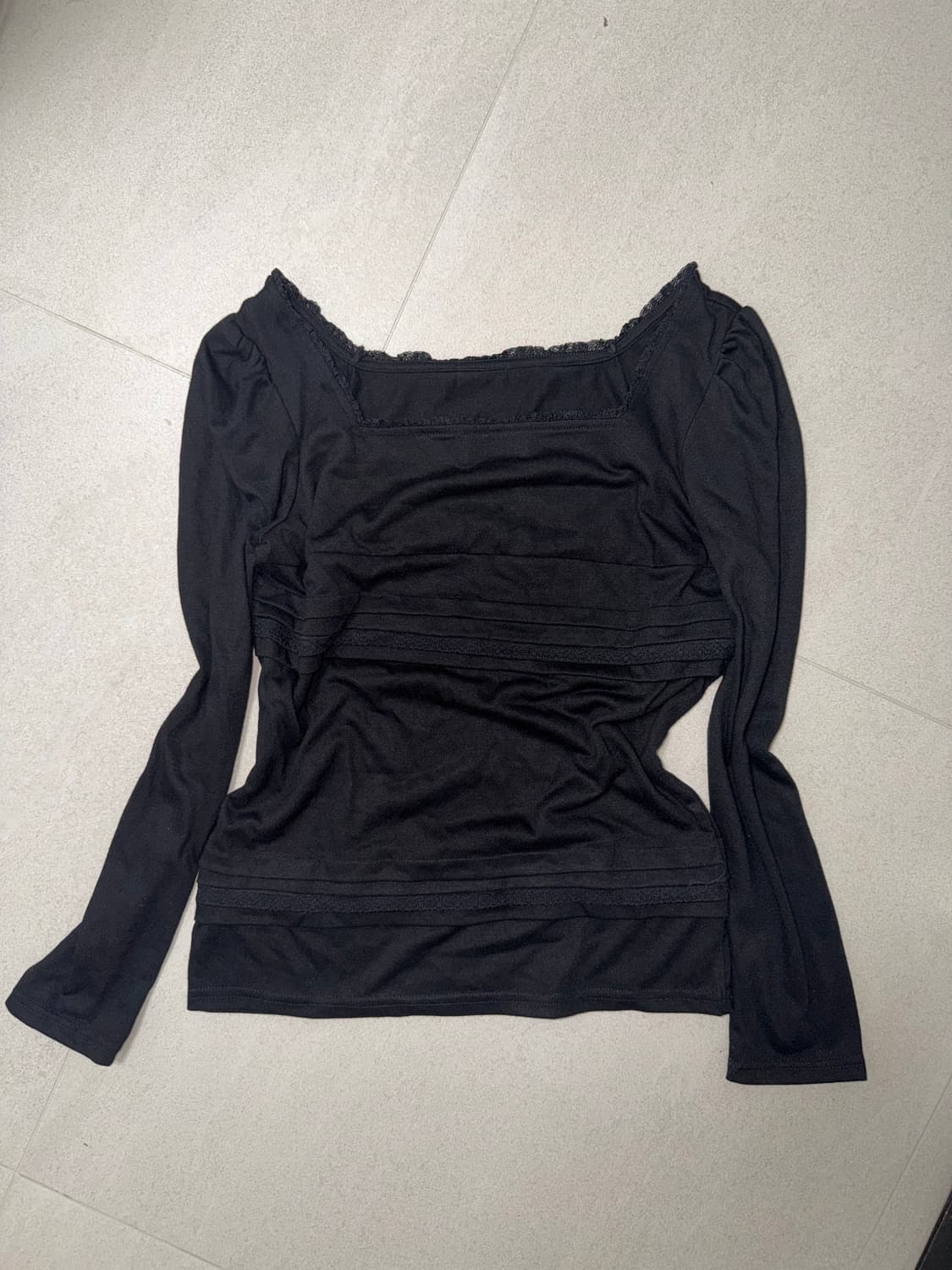 레이스 블랙 스퀘어넥 롱슬리브티 lace longsleeve 상품이미지1