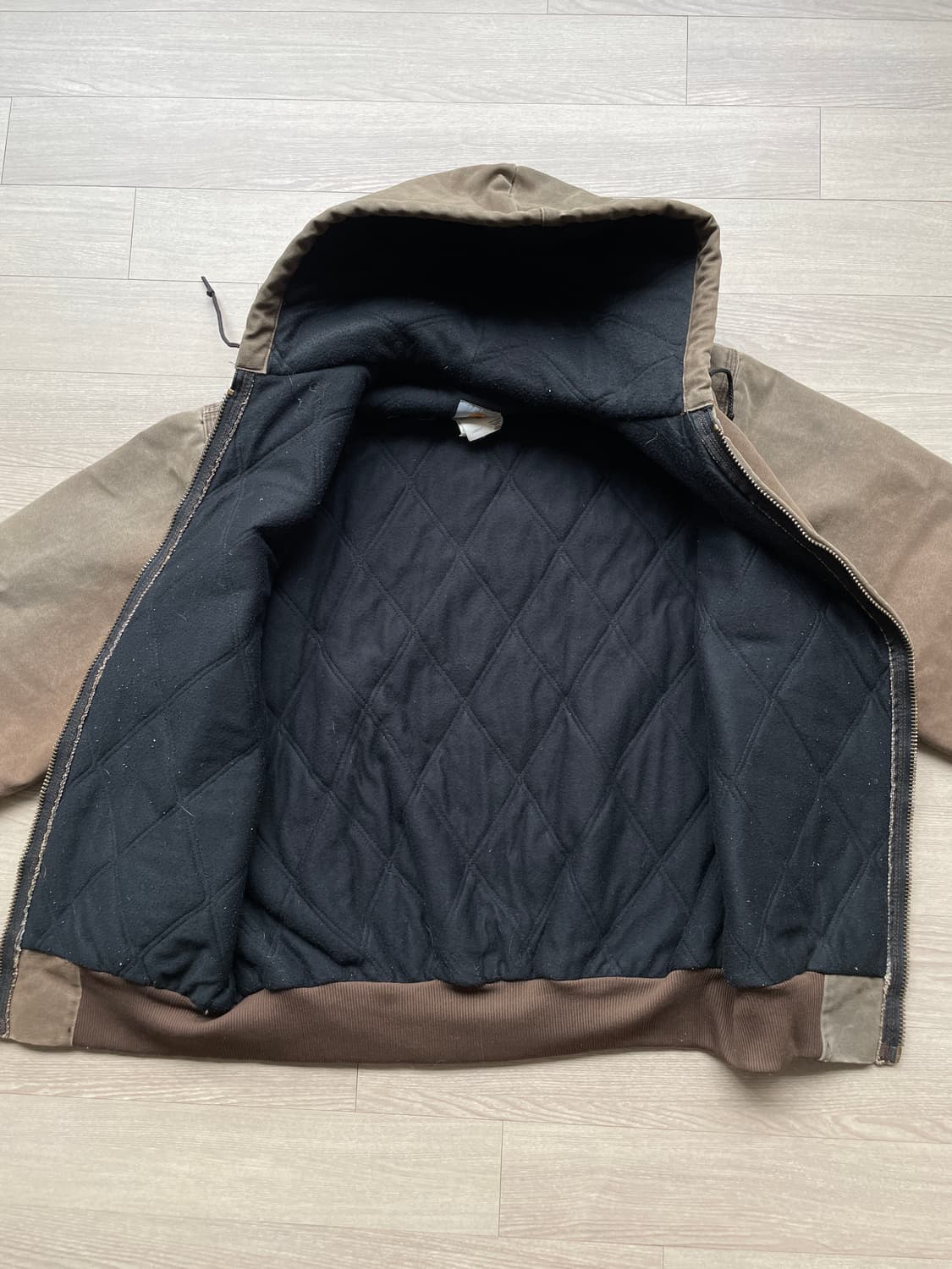 칼하트 J68 CHT 액티브 자켓 J130 샌드스톤 상품이미지7