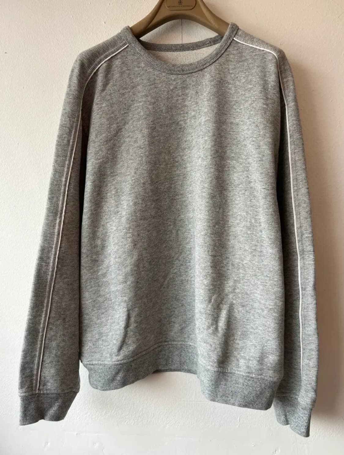 시리즈 남성 그레이 맨투맨티셔츠 상품이미지1