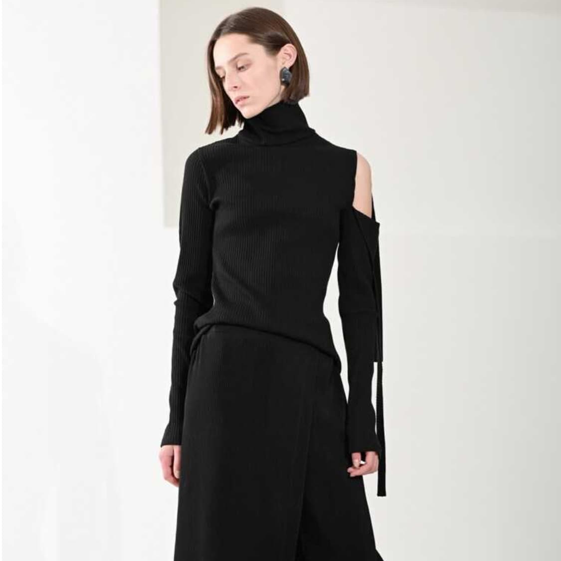 에콘(EKHON) 리본 디테일 터틀넥 골지탑 55-66 상품이미지1