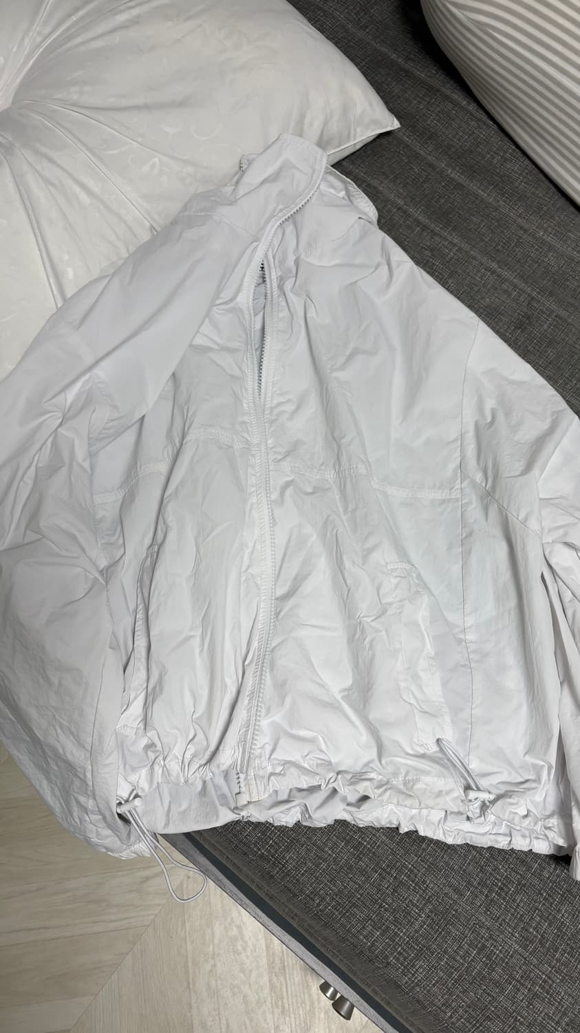 화이트 바람막이 상품이미지1