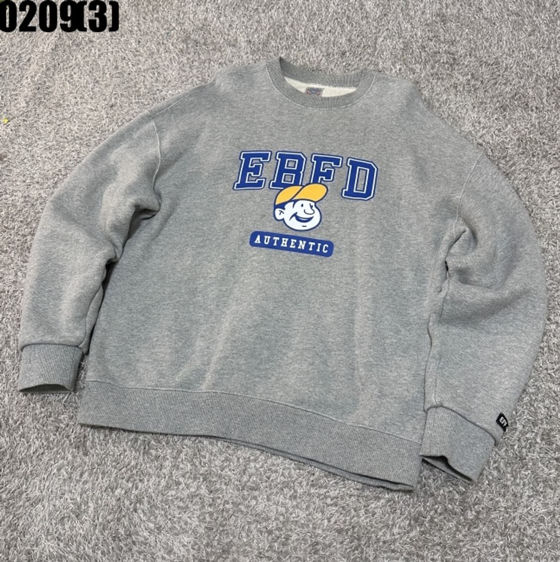 이벳필드 맨투맨 상품이미지1