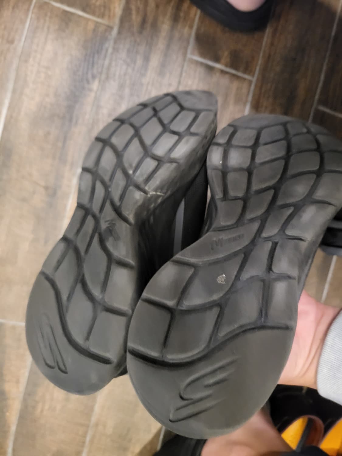 스케쳐스 울트라 고 블랙 운동화245 상품이미지3