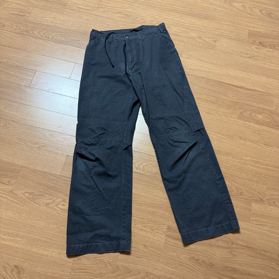 해칭룸 벤티드 팬츠 블랙 2사이즈 상품이미지2