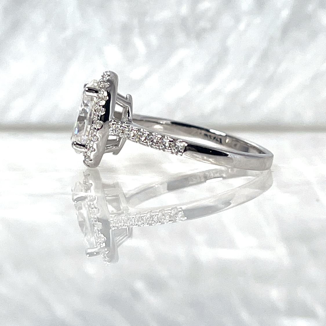 *새상품* 모이사나이트 오벌 컷 파베 헤일로 은반지 상품이미지4