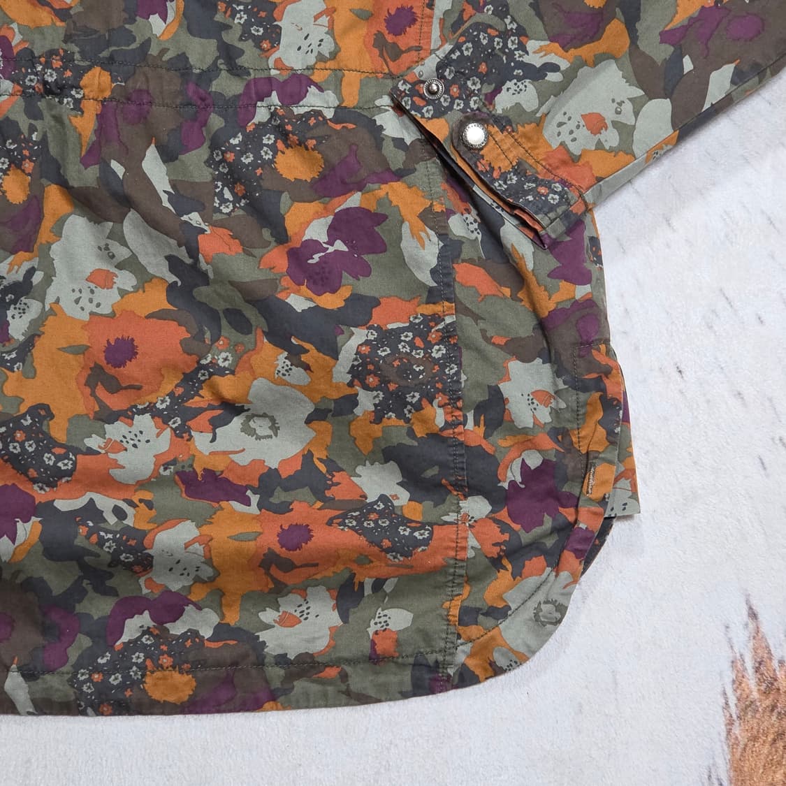 썰스데이 아일랜드 플라워 카모 야상 자켓 상품이미지6